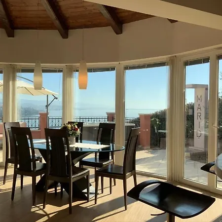 In With Sea View, Terrace, Air Conditioning, Wi-fi * Abbázia