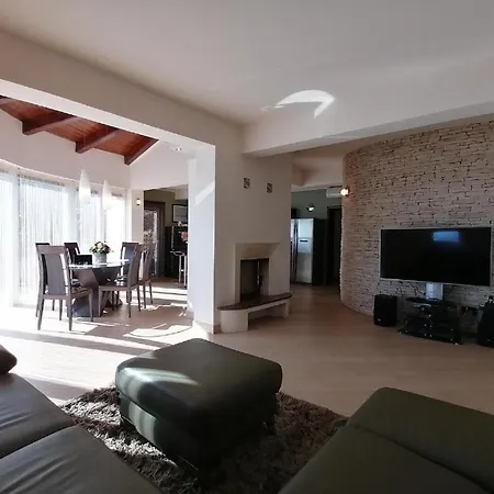 In With Sea View, Terrace, Air Conditioning, Wi-fi Apartman Abbázia